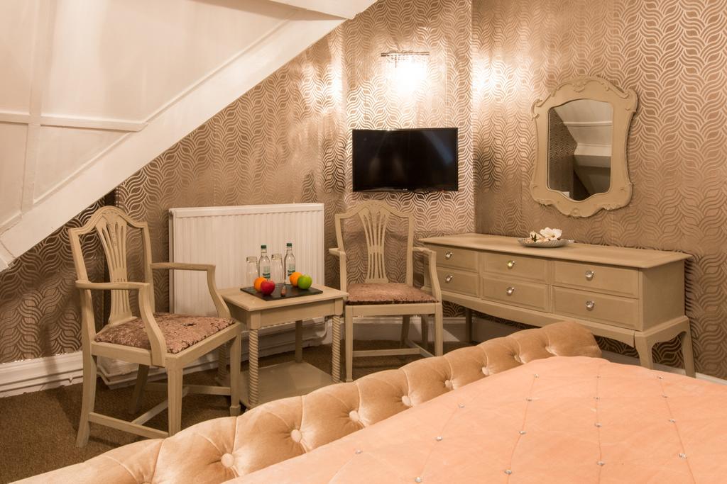 لنروست Maenan Abbey Hotel المظهر الخارجي الصورة