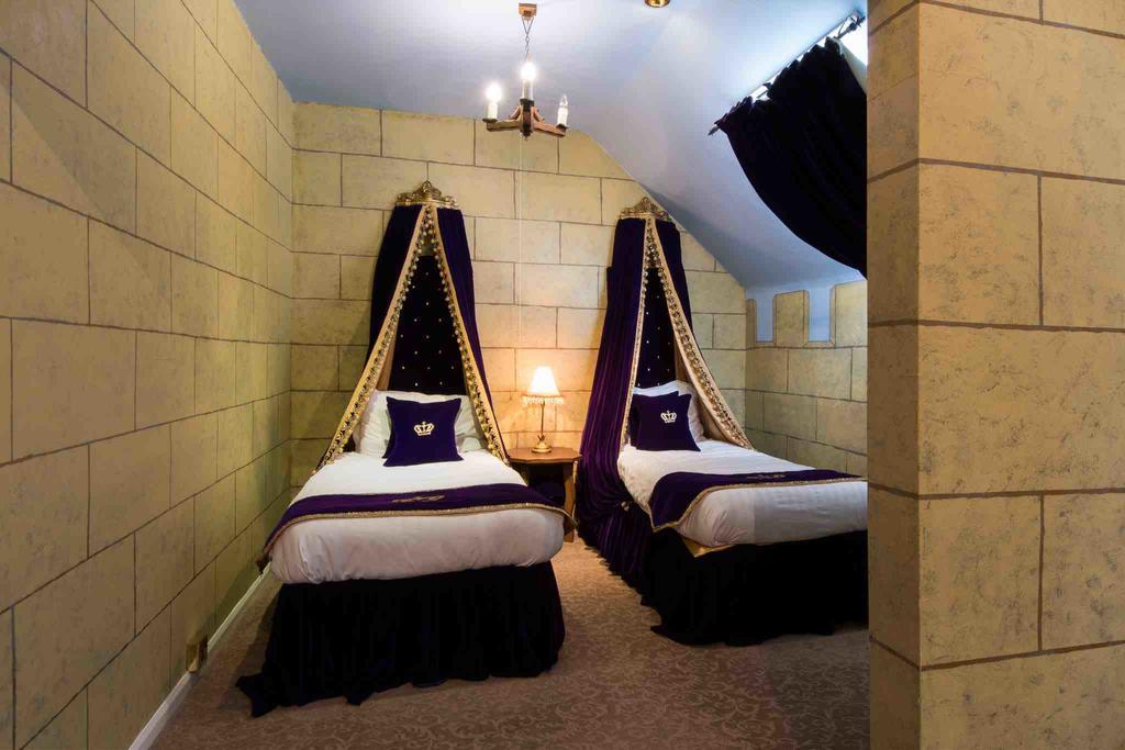 لنروست Maenan Abbey Hotel المظهر الخارجي الصورة